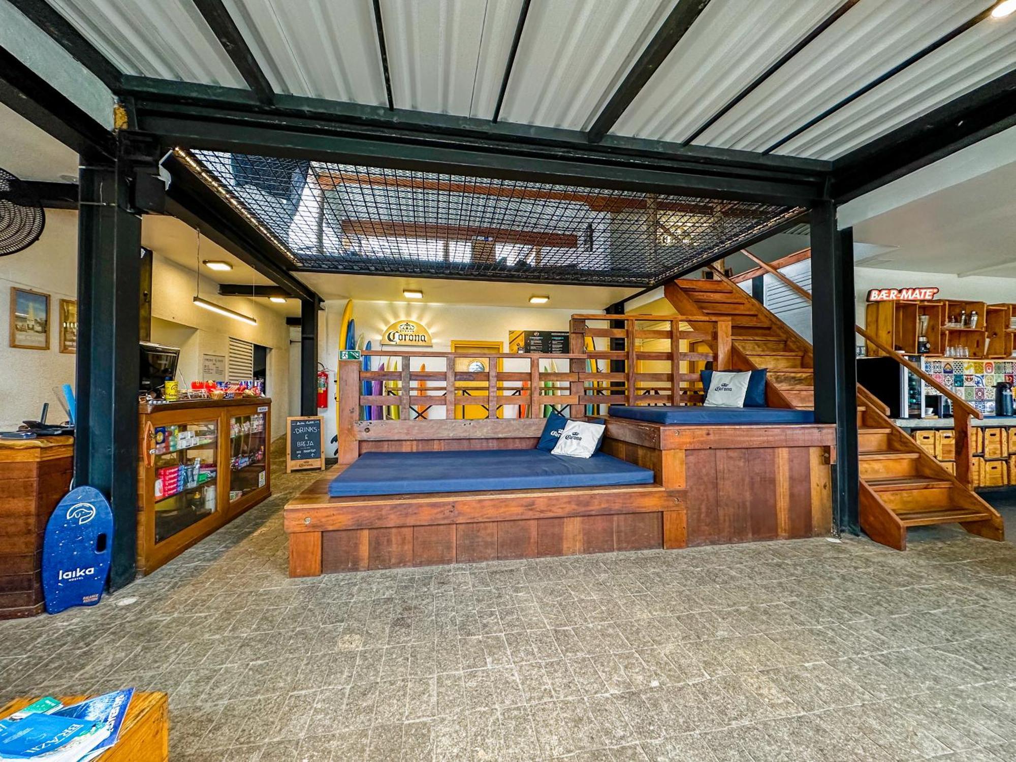 Laika Hostel Камбури Экстерьер фото