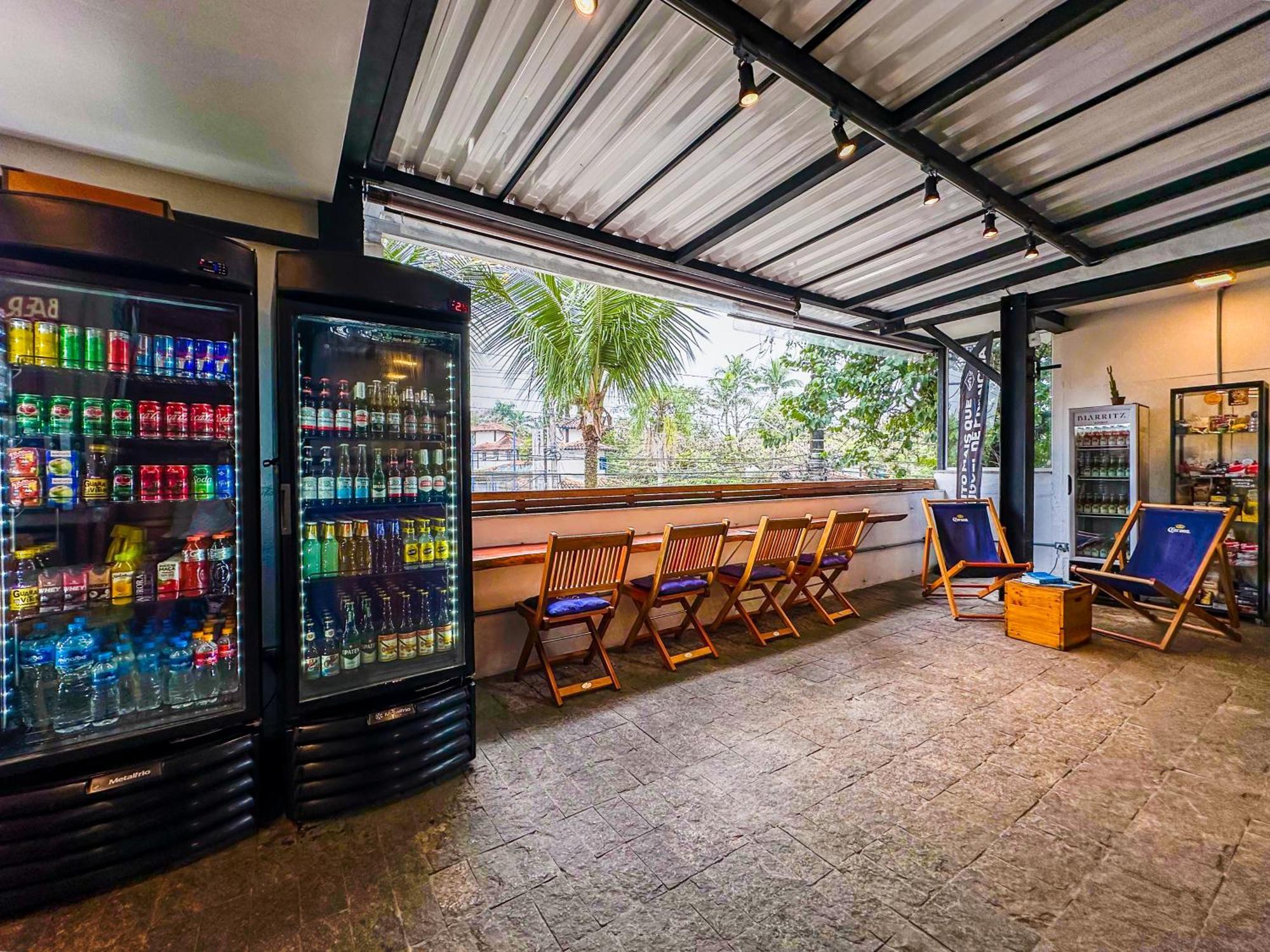 Laika Hostel Камбури Экстерьер фото